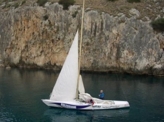 Nolo barche a vela e a motore